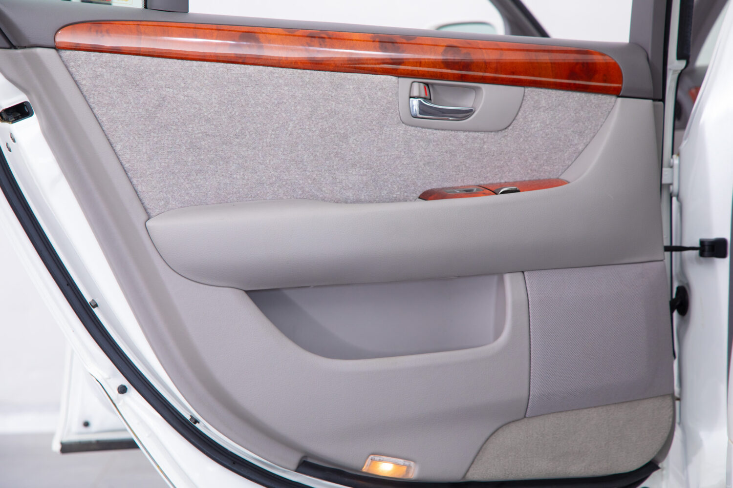 トヨタ セルシオ 4.3 C仕様