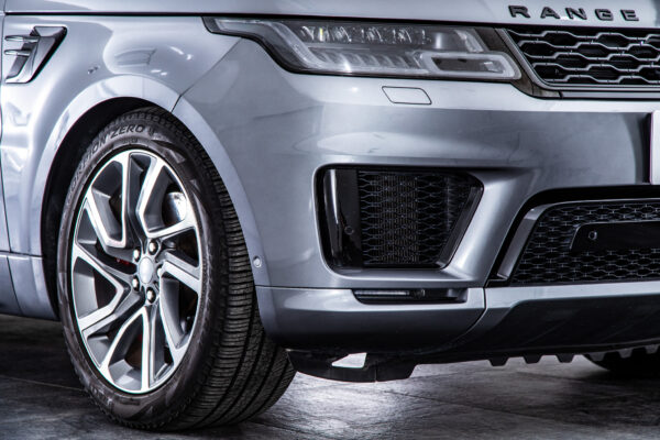 レンジローバースポーツ オートバイオグラフィ ダイナミック (3.0リッター 400PS) 4WD