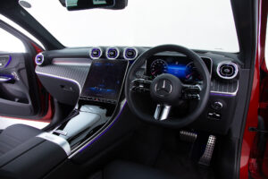 GLC 220 d 4マチック (ISG搭載モデル) AMGラインパッケージ ディーゼルターボ 4WD