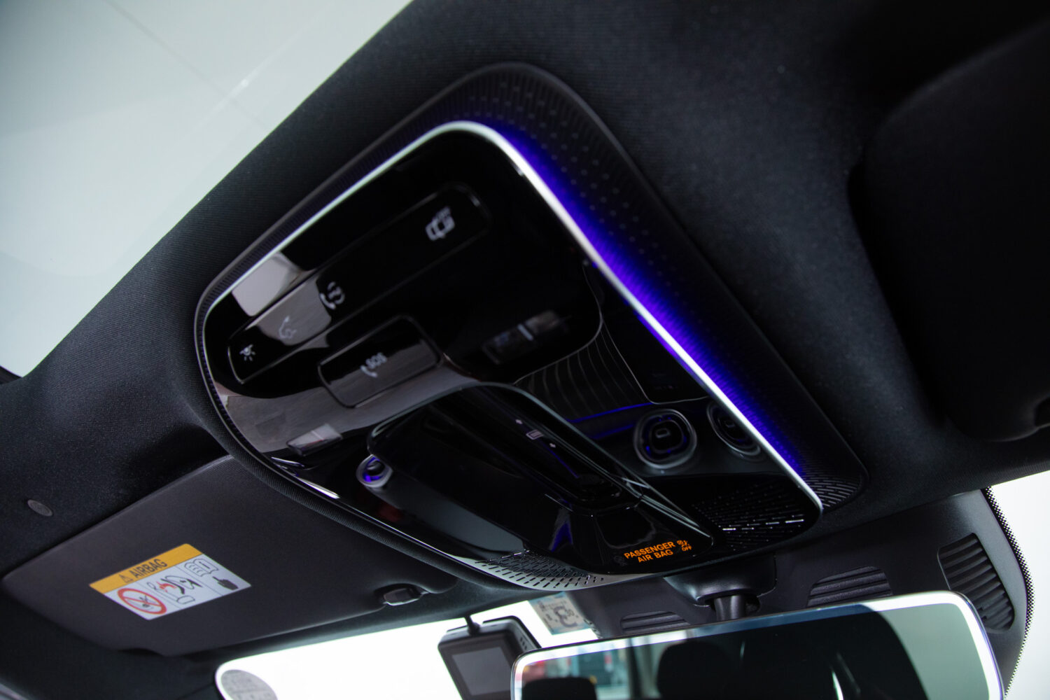 メルセデス・ベンツ GLC220 d 4マチック (ISG搭載モデル) AMGラインパッケージ ディーゼルターボ 4WD