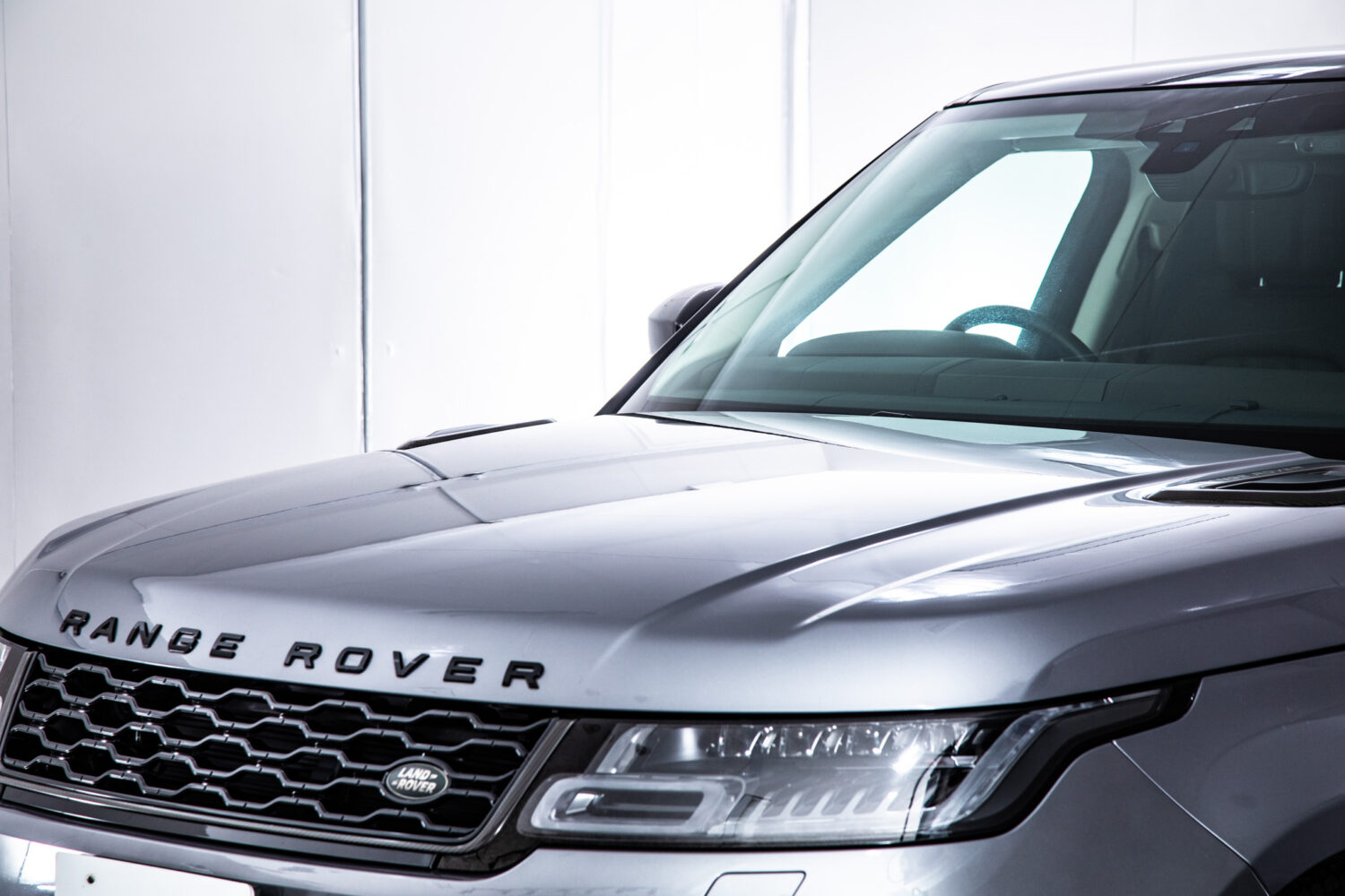 レンジローバースポーツ オートバイオグラフィ ダイナミック (3.0リッター 400PS) 4WD