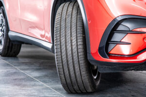 メルセデス・ベンツ GLC220 d 4マチック (ISG搭載モデル) AMGラインパッケージ ディーゼルターボ 4WD