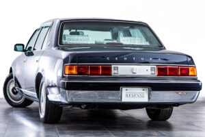 センチュリー5.0 デュアルEMVパッケージ装着車