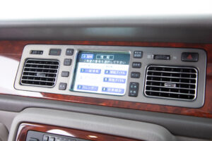 センチュリー5.0 デュアルEMVパッケージ装着車