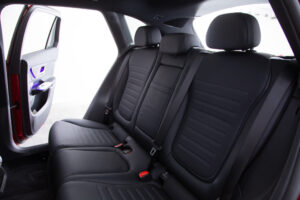 GLC 220 d 4マチック (ISG搭載モデル) AMGラインパッケージ ディーゼルターボ 4WD