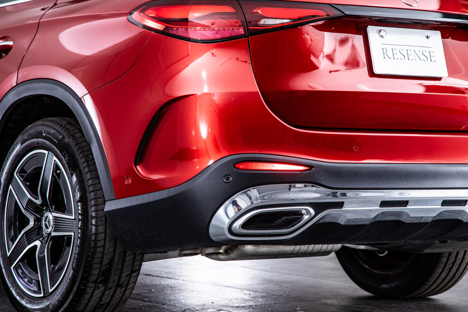 メルセデス・ベンツ GLC220 d 4マチック (ISG搭載モデル) AMGラインパッケージ ディーゼルターボ 4WD