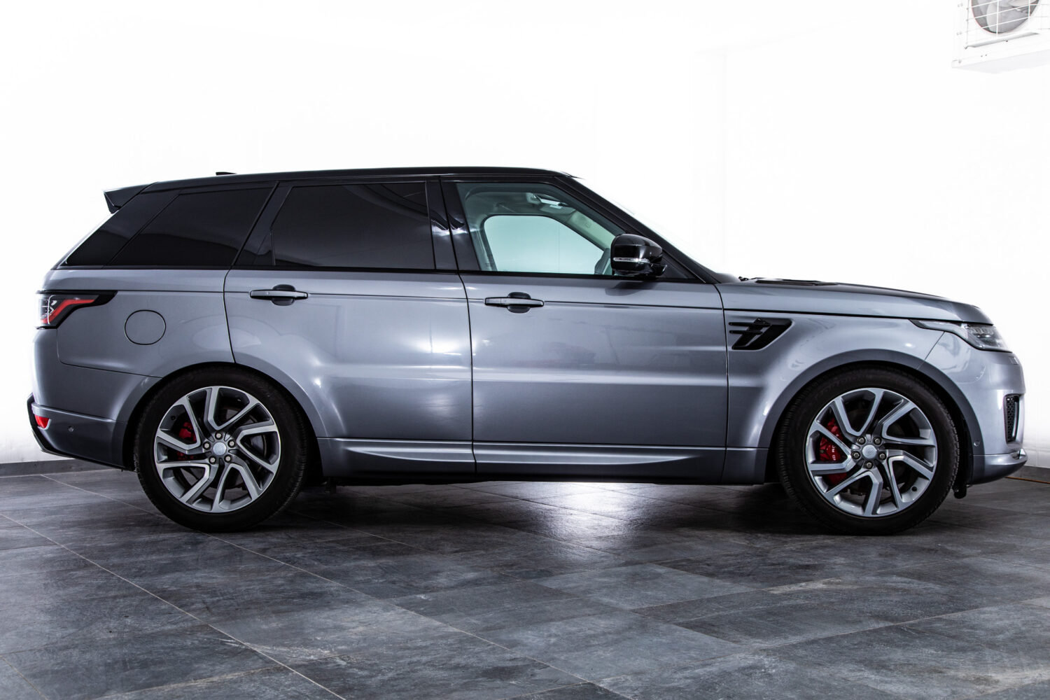 レンジローバースポーツ オートバイオグラフィ ダイナミック (3.0リッター 400PS) 4WD