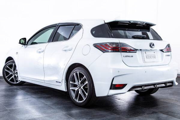 レクサス CT 200h Fスポーツ