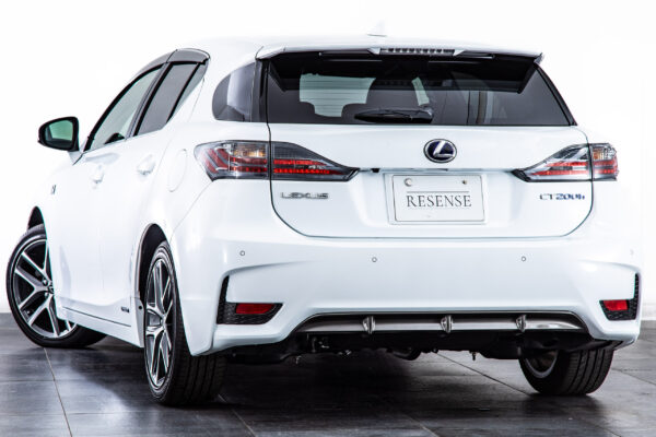 レクサス CT 200h Fスポーツ