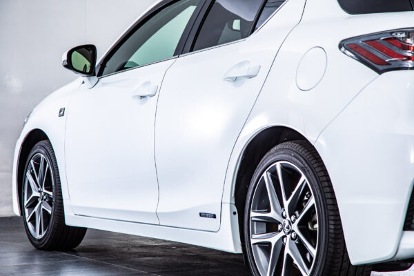 レクサス CT 200h Fスポーツ