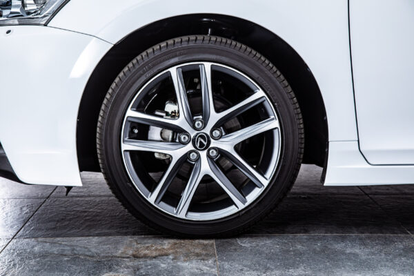 レクサス CT 200h Fスポーツ