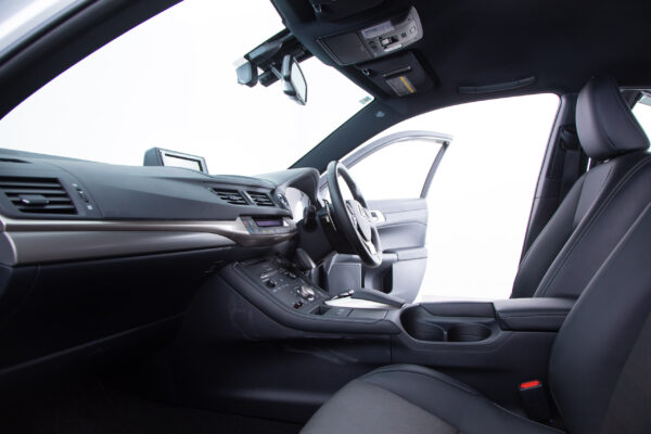 レクサス CT 200h Fスポーツ