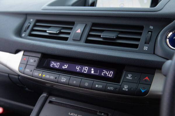 レクサス CT 200h Fスポーツ