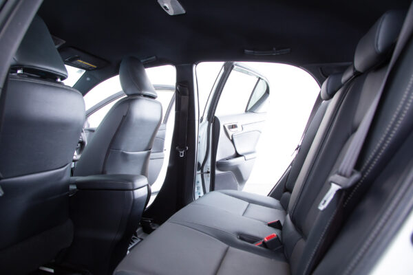 レクサス CT 200h Fスポーツ