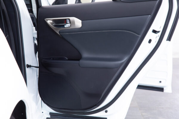 レクサス CT 200h Fスポーツ