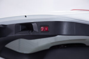 メルセデス・ベンツ GLB 180 MP202202
