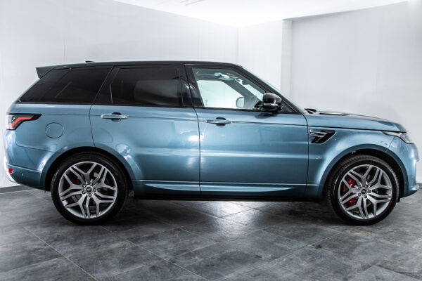 ランドローバー レンジローバースポーツ オートバイオグラフィ ダイナミック (3.0リッター) 4WD