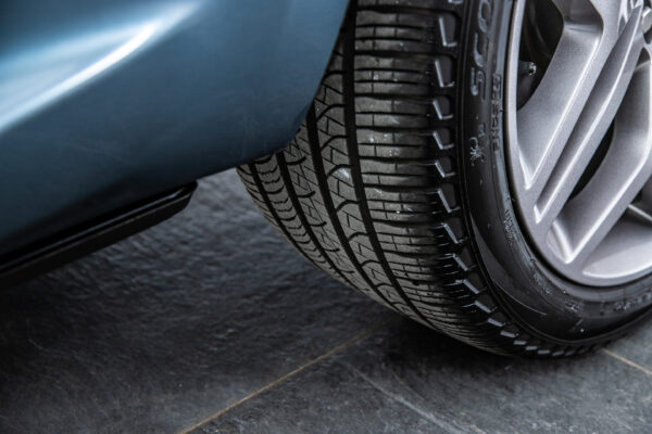 ランドローバー レンジローバースポーツ オートバイオグラフィ ダイナミック (3.0リッター) 4WD