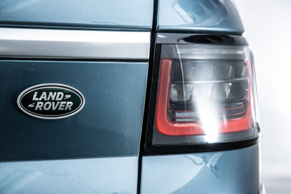 ランドローバー レンジローバースポーツ オートバイオグラフィ ダイナミック (3.0リッター) 4WD