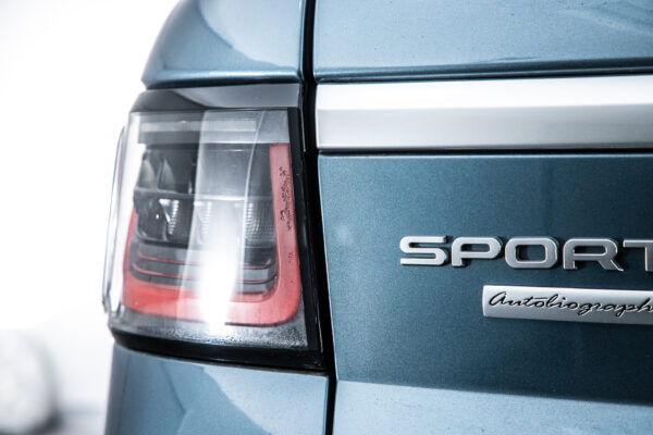 ランドローバー レンジローバースポーツ オートバイオグラフィ ダイナミック (3.0リッター) 4WD