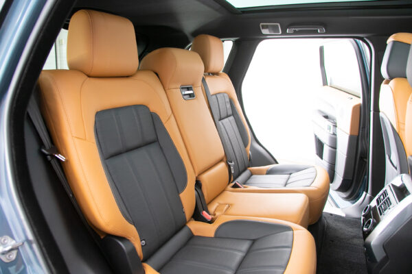 ランドローバー レンジローバースポーツ オートバイオグラフィ ダイナミック (3.0リッター) 4WD