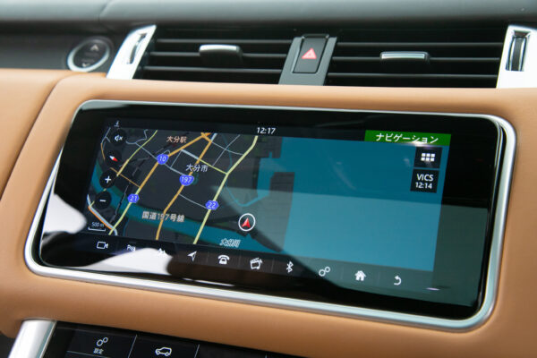 ランドローバー レンジローバースポーツ オートバイオグラフィ ダイナミック (3.0リッター) 4WD