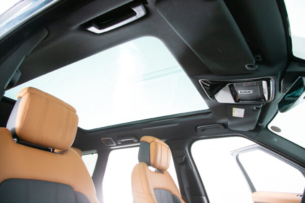 ランドローバー レンジローバースポーツ オートバイオグラフィ ダイナミック (3.0リッター) 4WD