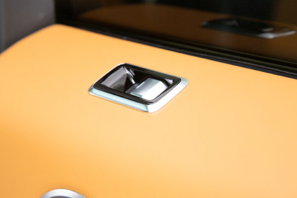 ランドローバー レンジローバースポーツ オートバイオグラフィ ダイナミック (3.0リッター) 4WD