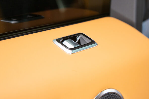 ランドローバー レンジローバースポーツ オートバイオグラフィ ダイナミック (3.0リッター) 4WD