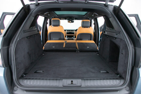 ランドローバー レンジローバースポーツ オートバイオグラフィ ダイナミック (3.0リッター) 4WD