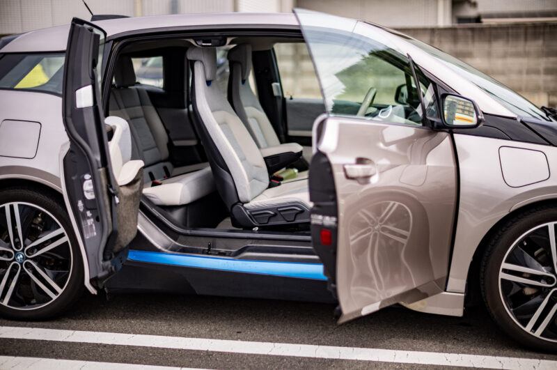 BMW・i3（2014）街乗り用新幹線
