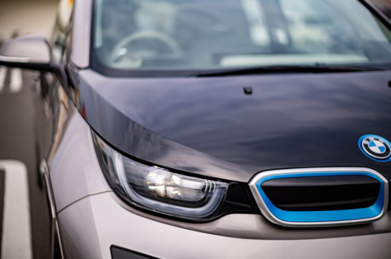 BMW・i3（2014）街乗り用新幹線