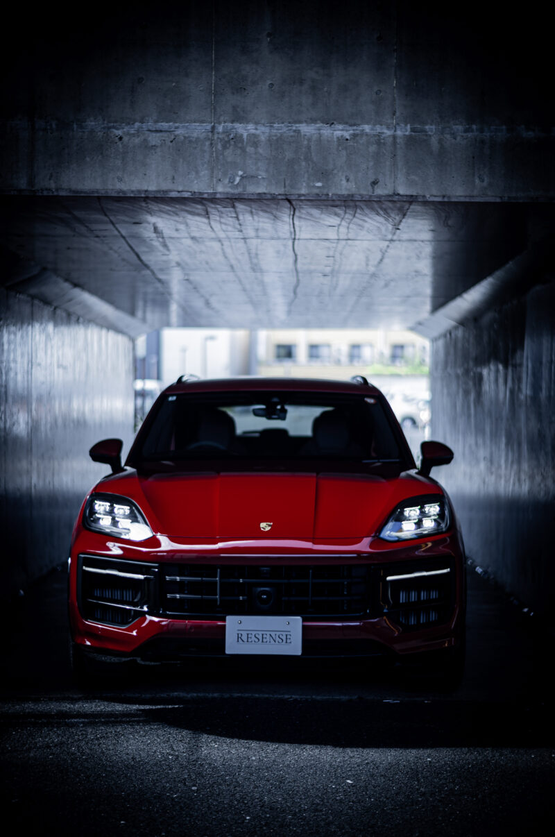 ポルシェ・カイエンGTS（4WD/8AT）真っ赤なポルシェ