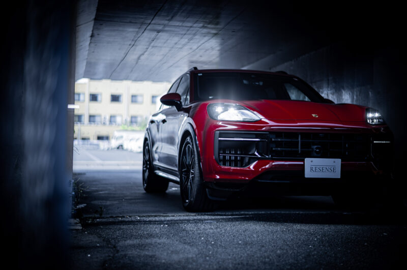 ポルシェ・カイエンGTS(4WD/8AT)真っ赤なポルシェ