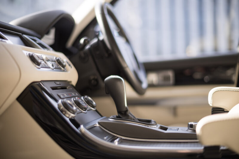 レンジローバースポーツ 5.0 V8 スーパーチャージド（2010）英国の粋を味わう