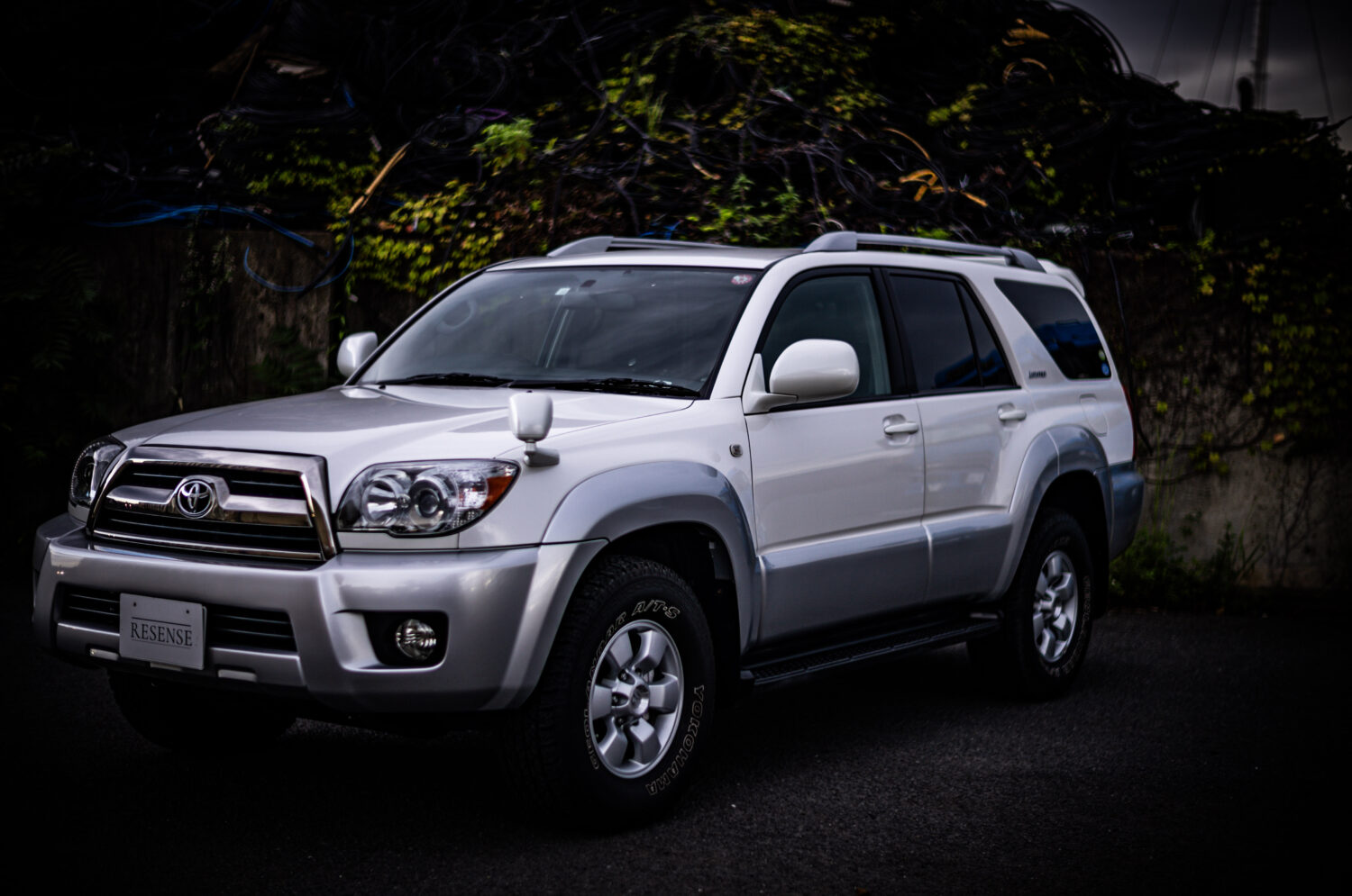 トヨタ・ハイラックスサーフ（4WD/4AT）色褪せない誠実さ