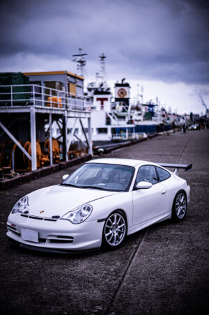 ポルシェ・911GT3（RR/6MT）危うさがもたらす愉悦