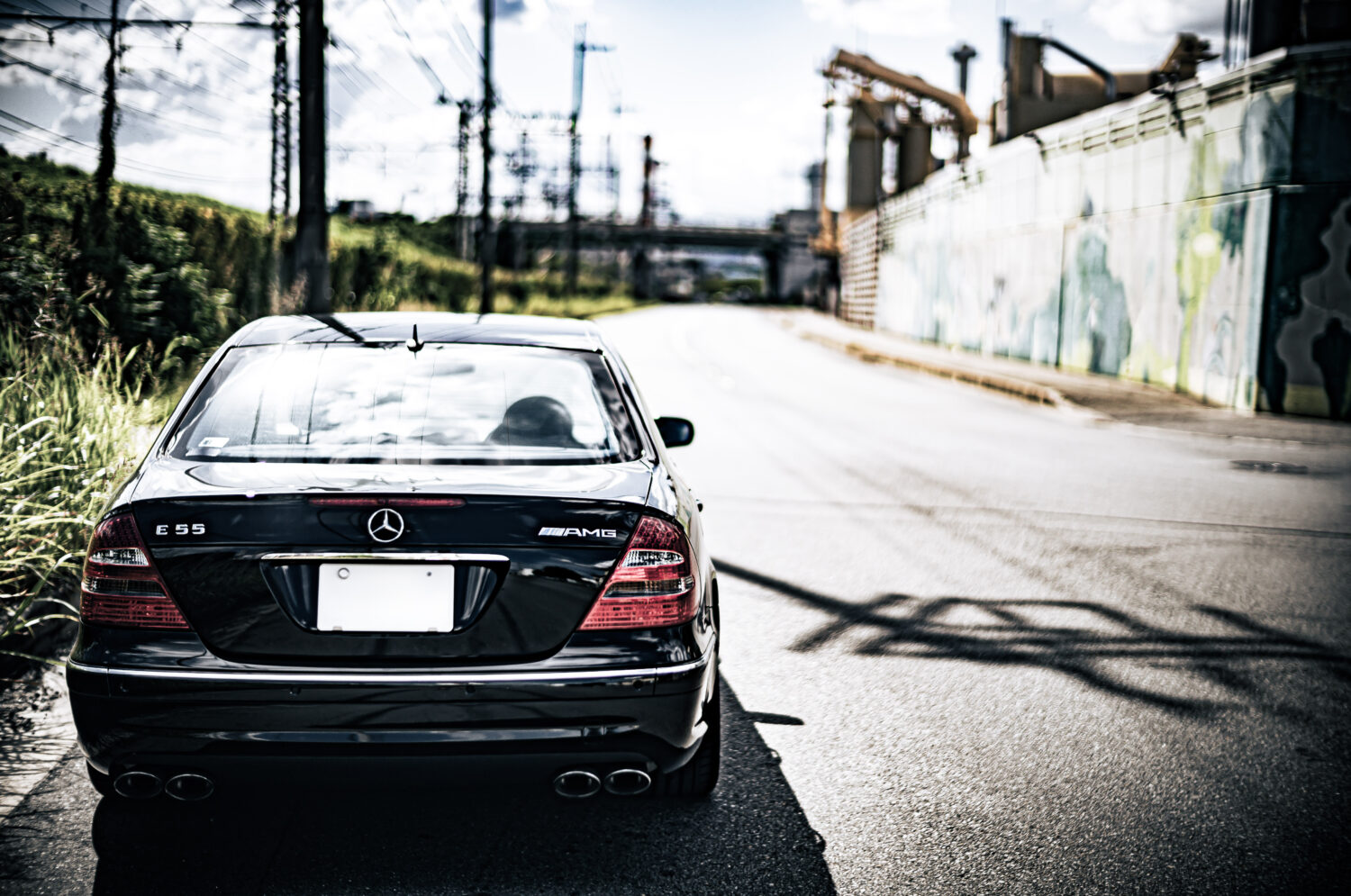 メルセデス・ベンツ・E55 AMG（FR/5AT）二つの顔を持つAMG