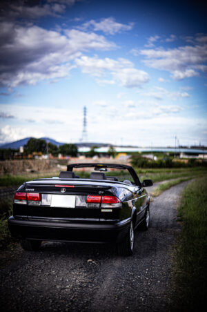 サーブ・9-3カブリオレ（FF/4AT）代えのきかない世界観