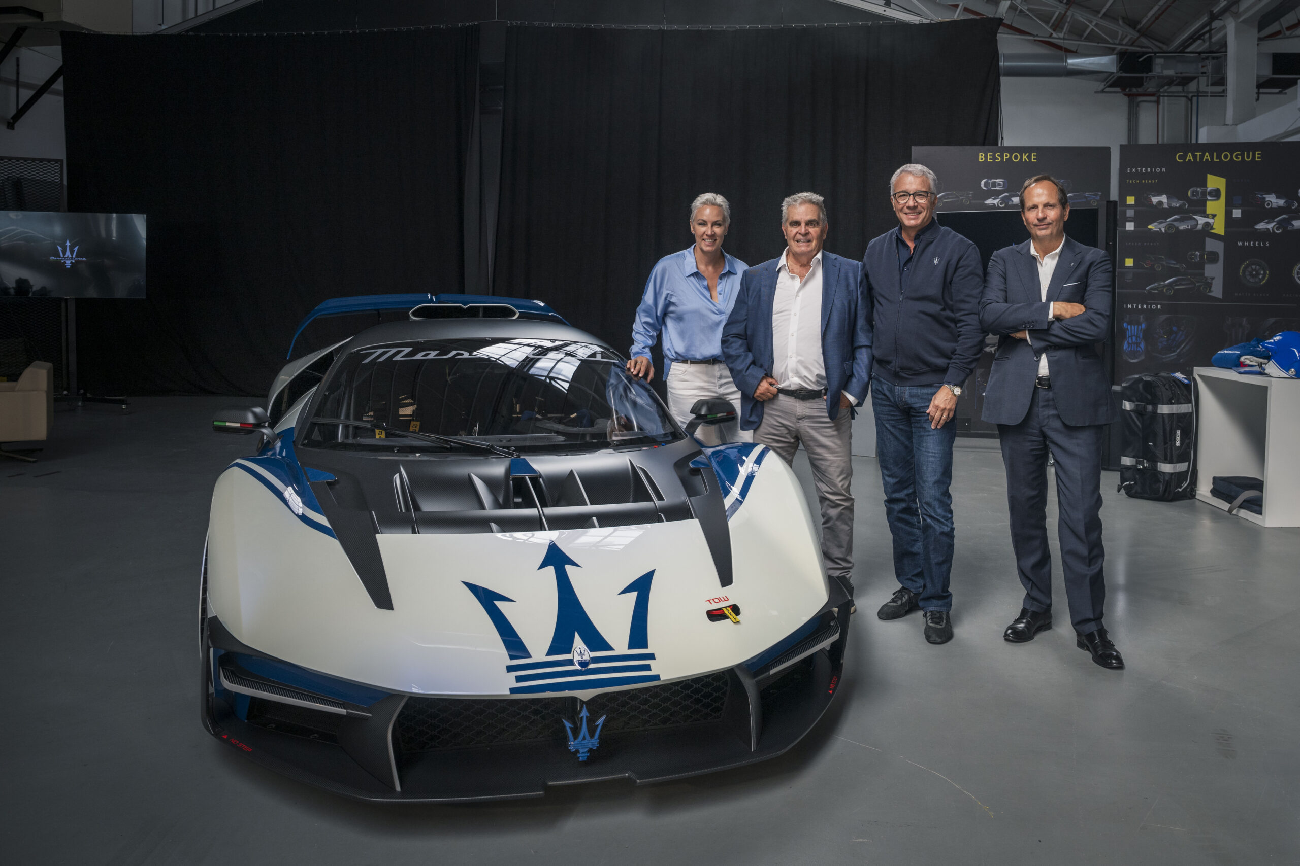 62台限定生産 マセラティMCエクストレーマ フランスのコレクターへ納車
