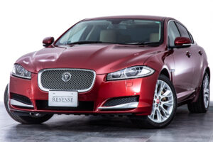 XF 2.0 プレミアム ラグジュアリー