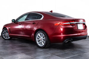 XF 2.0 プレミアム ラグジュアリー