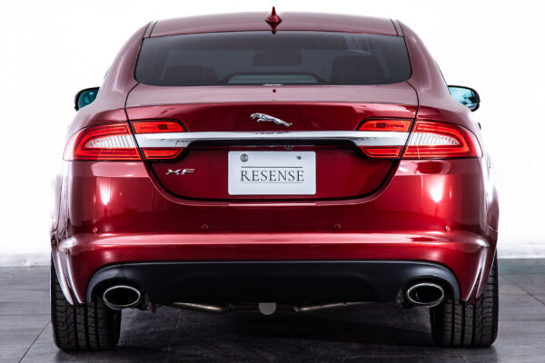 XF 2.0 プレミアム ラグジュアリー