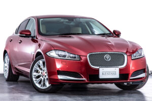 XF 2.0 プレミアム ラグジュアリー