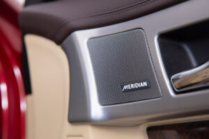 XF 2.0 プレミアム ラグジュアリー