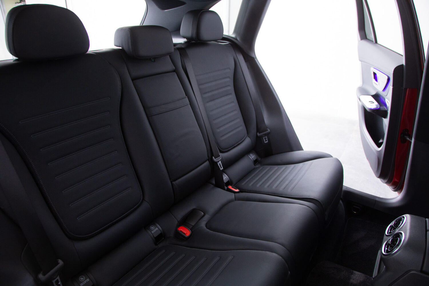 メルセデス・ベンツ GLC220 d 4マチック (ISG搭載モデル) AMGラインパッケージ ディーゼルターボ 4WD