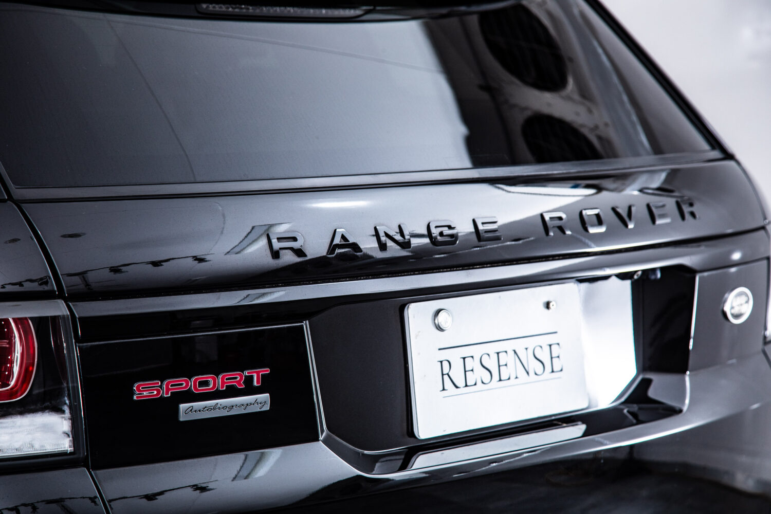 レンジローバースポーツ オートバイオグラフィ ダイナミック (5.0リッター) 4WD