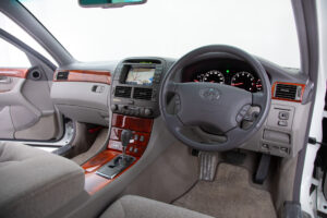 トヨタ セルシオ 4.3 C仕様