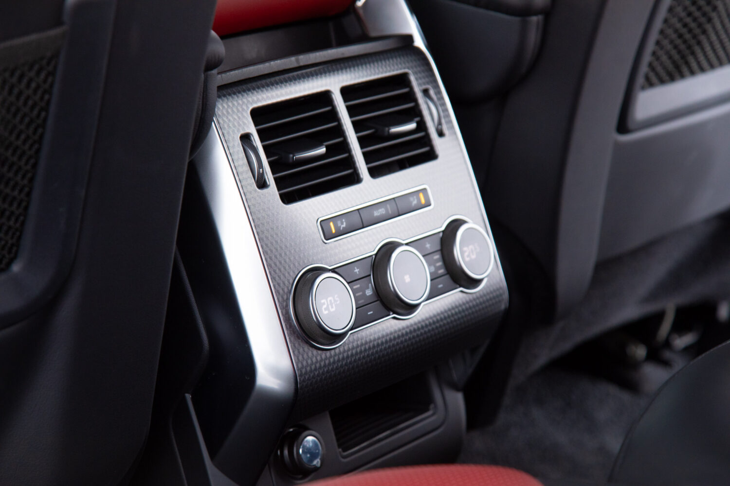 レンジローバースポーツ オートバイオグラフィ ダイナミック (5.0リッター) 4WD