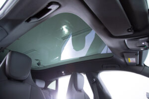 タイカンクロスツーリスモ 4 4+1シート 4WD